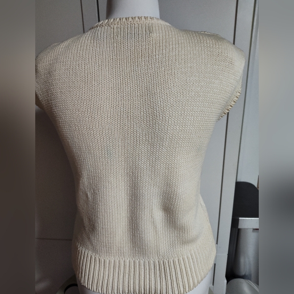 Gone - Picture 3 of 7